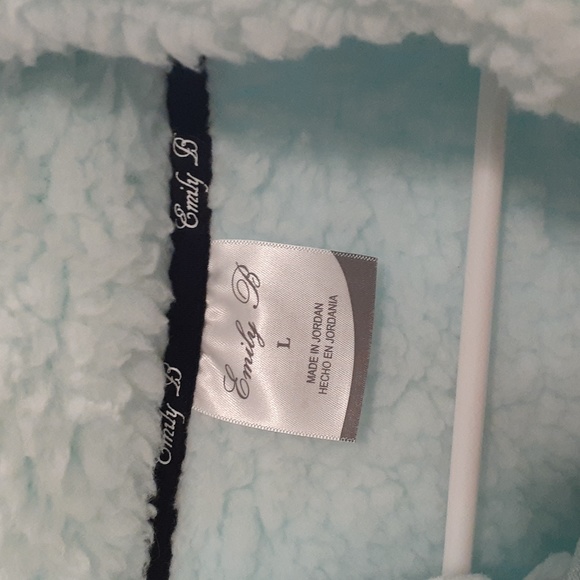 Jacket - Picture 3 of 3